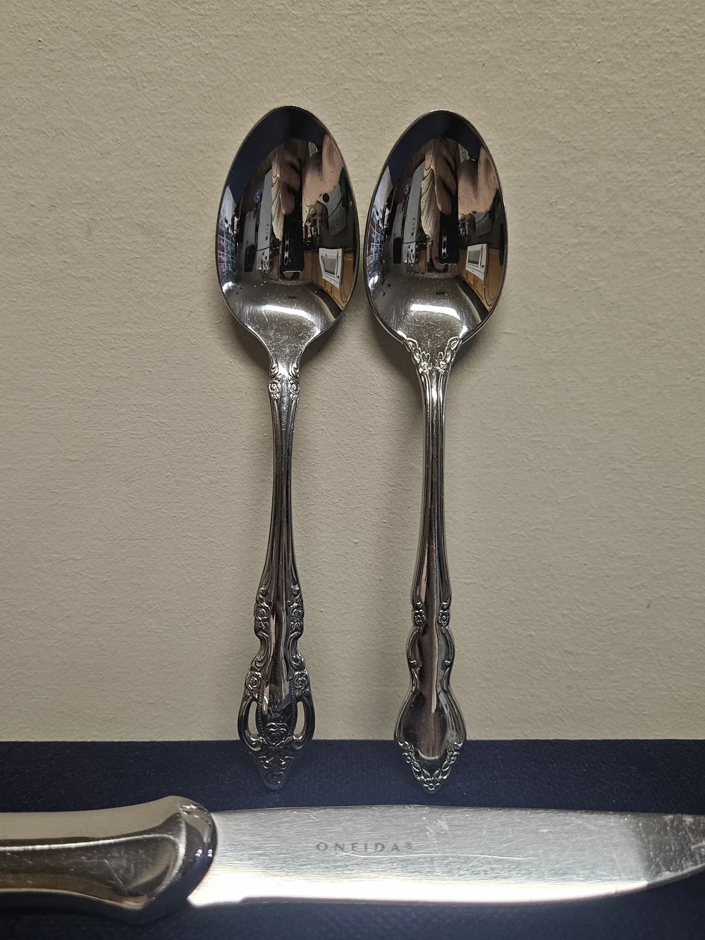 Oneida Stainless Steel Steak Knife and Spoons Dover & Michelangelo Patterns